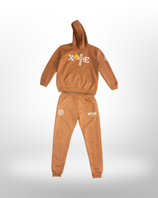 XPOSURE RUNS - Brown Sweatsuit